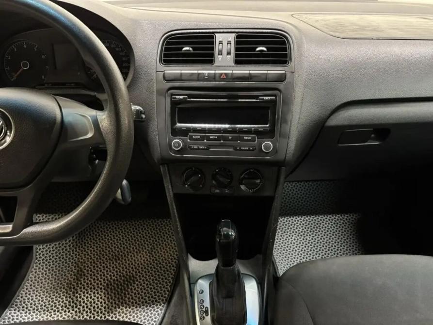 Volkswagen Polo V Рестайлинг Саратов  - изображение 9