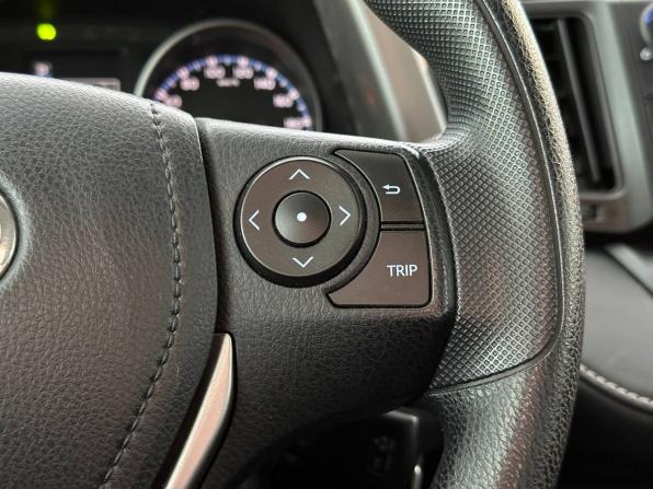 Toyota RAV4 IV (XA40) Рестайлинг с пробегом 2016 года, цена 2 235 000 рублей, 126759 км, внедорожник, Автокод Объявления