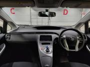 Toyota Prius III Рестайлинг (XW30) Казань  - изображение 39