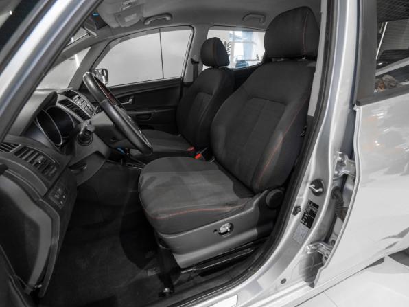 Kia Venga I Рестайлинг с пробегом 2015 года, цена 1 075 000 рублей, 171664 км, минивэн, Автокод Объявления