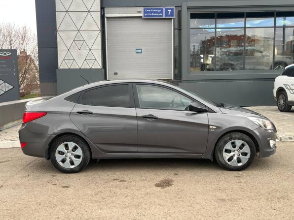 Hyundai Solaris I Рестайлинг с пробегом 2015 года, цена 896 000 рублей, 130000 км, седан, Автокод Объявления