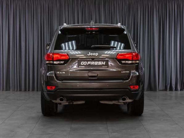 Jeep Grand Cherokee IV (WK2) Рестайлинг с пробегом 2013 года, цена 2 469 000 рублей, 228491 км, внедорожник, Автокод Объявления