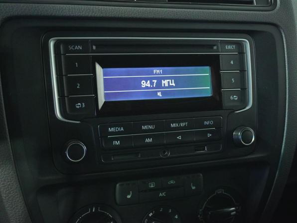 Volkswagen Jetta VI Рестайлинг с пробегом 2015 года, цена 999 000 рублей, 176616 км, седан, Автокод Объявления