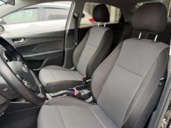 Hyundai Solaris II Рестайлинг с пробегом 2021 года, цена 1 385 000 рублей, 154046 км, седан, Автокод Объявления