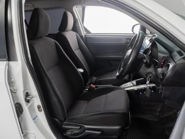 Toyota Corolla XI (E160 E170 E180) с пробегом 2014 года, цена 1 000 000 рублей, 222981 км, универсал, Автокод Объявления