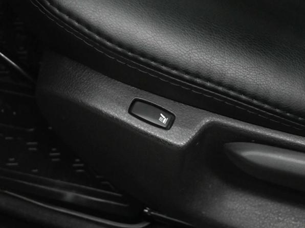 Renault Logan II Рестайлинг с пробегом 2021 года, цена 1 000 000 рублей, 59248 км, седан, Автокод Объявления