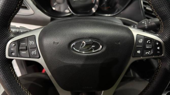 Lada (ВАЗ) Vesta I с пробегом 2021 года, цена 1 040 000 рублей, 82000 км, седан, Автокод Объявления