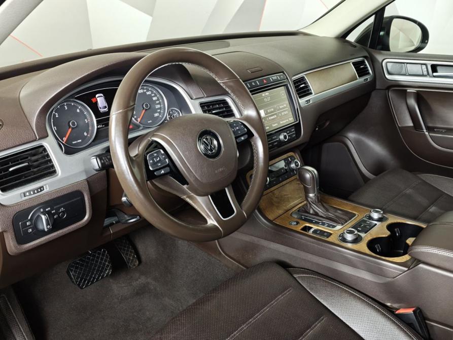 Volkswagen Touareg II Рестайлинг Москва  - изображение 19