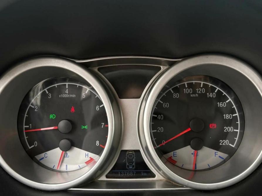 Geely Emgrand X7 I Крым  - изображение 12