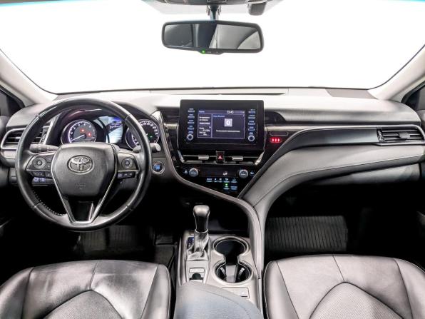 Toyota Camry VIII (XV70) Рестайлинг с пробегом 2021 года, цена 3 225 000 рублей, 47174 км, седан, Автокод Объявления