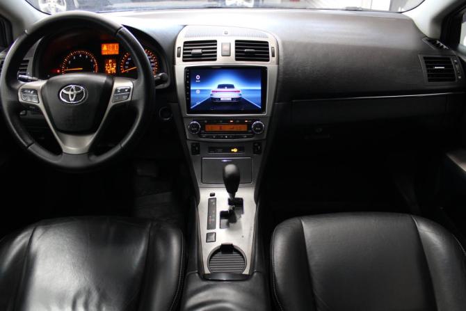Toyota Avensis III с пробегом 2010 года, цена 1 249 000 рублей, 220000 км, седан, Автокод Объявления