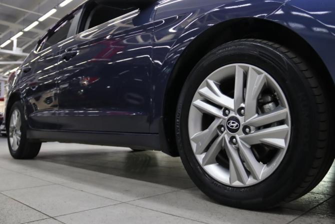 Hyundai Elantra VI (AD) Рестайлинг с пробегом 2019 года, цена 1 665 650 рублей, 111956 км, седан, Автокод Объявления