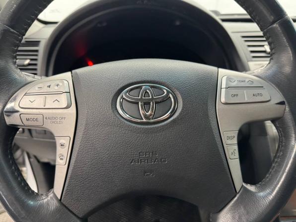 Toyota Camry VI (XV40) Рестайлинг с пробегом 2010 года, цена 1 037 000 рублей, 221611 км, седан, Автокод Объявления