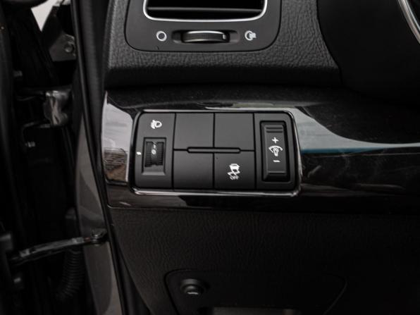 Kia Sorento II Рестайлинг с пробегом 2019 года, цена 2 198 000 рублей, 97283 км, внедорожник, Автокод Объявления