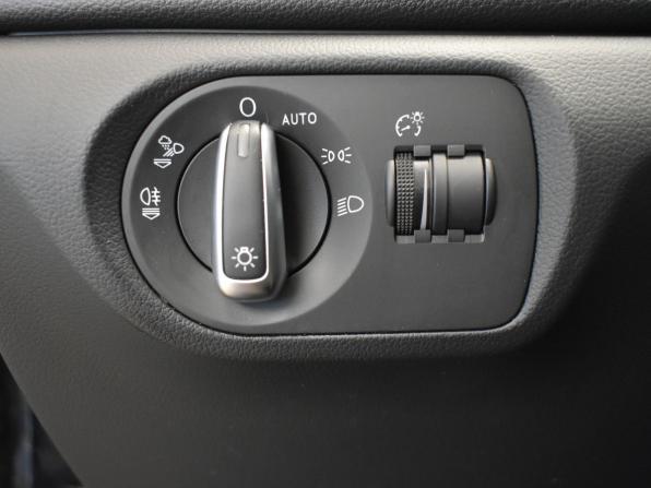 Audi Q3 I (8U) Рестайлинг с пробегом 2015 года, цена 1 835 000 рублей, 148820 км, внедорожник, Автокод Объявления