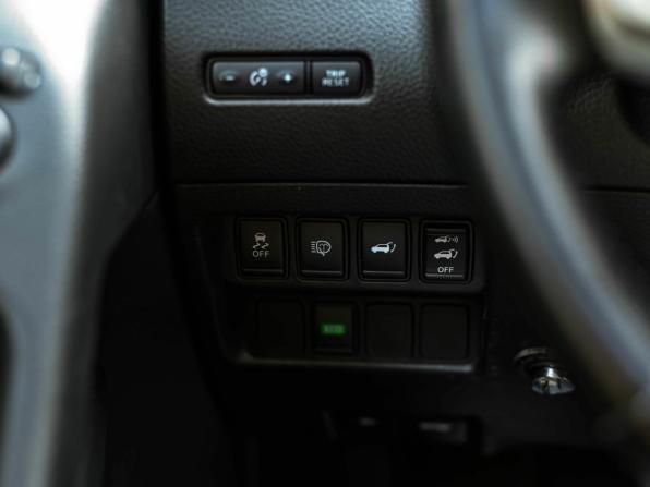 Nissan X-Trail III Рестайлинг с пробегом 2018 года, цена 1 470 000 рублей, 182659 км, внедорожник, Автокод Объявления