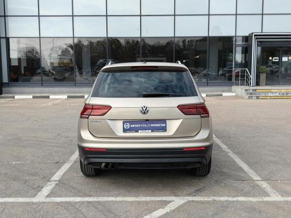Volkswagen Tiguan II с пробегом 2019 года, цена 2 239 000 рублей, 82000 км, внедорожник, Автокод Объявления
