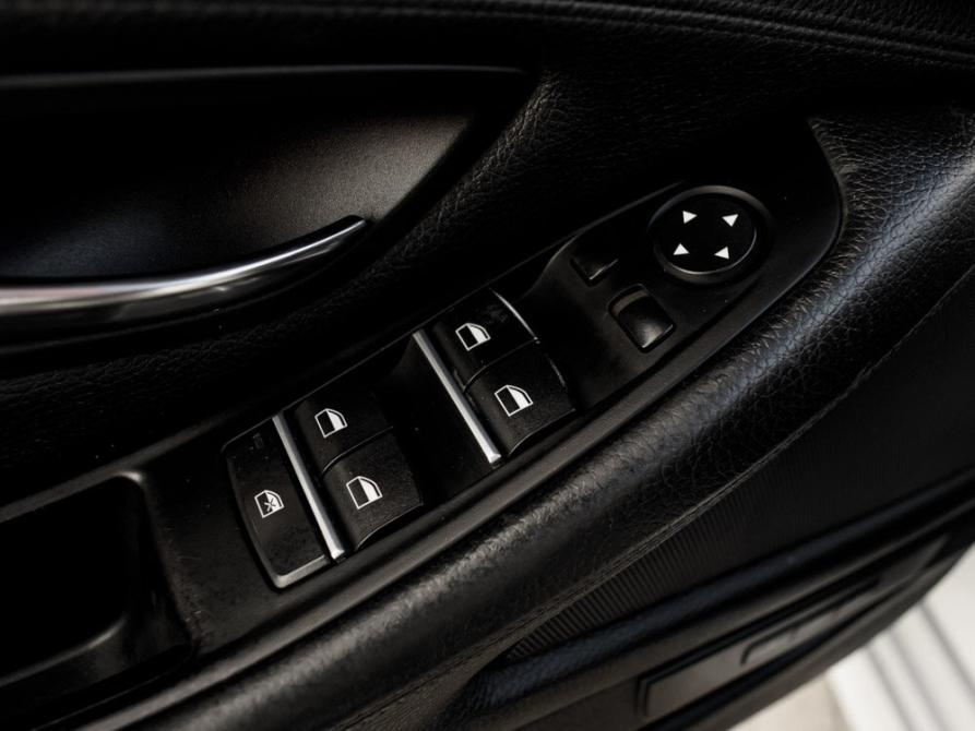 BMW 5 серии VI (F10/F11/F07) Рестайлинг Екатеринбург  - изображение 24