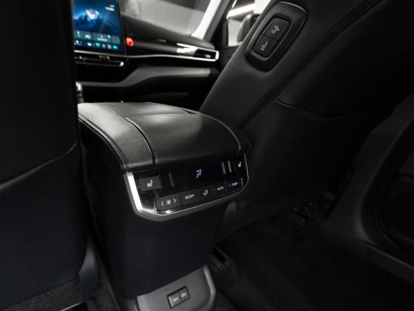 Toyota Highlander IV (XU70) с пробегом 2026 года, цена 5 200 000 рублей, 50 км, внедорожник, Автокод Объявления