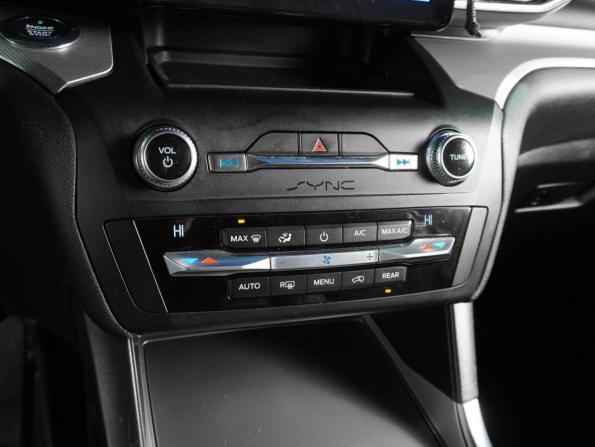 Ford Explorer VI с пробегом 2019 года, цена 3 349 000 рублей, 95564 км, внедорожник, Автокод Объявления