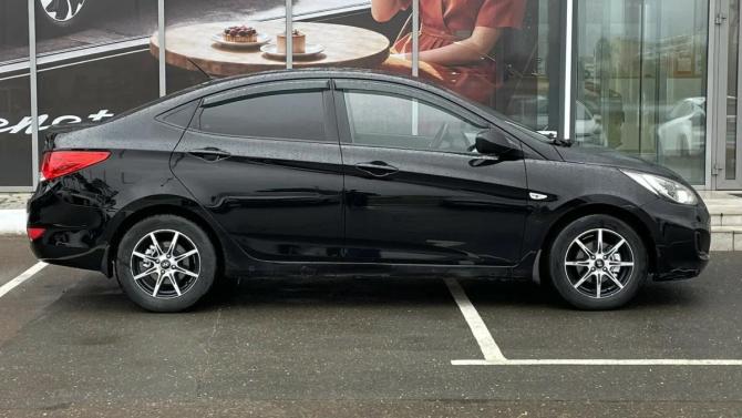 Hyundai Solaris I с пробегом 2013 года, цена 477 000 рублей, 341316 км, седан, Автокод Объявления