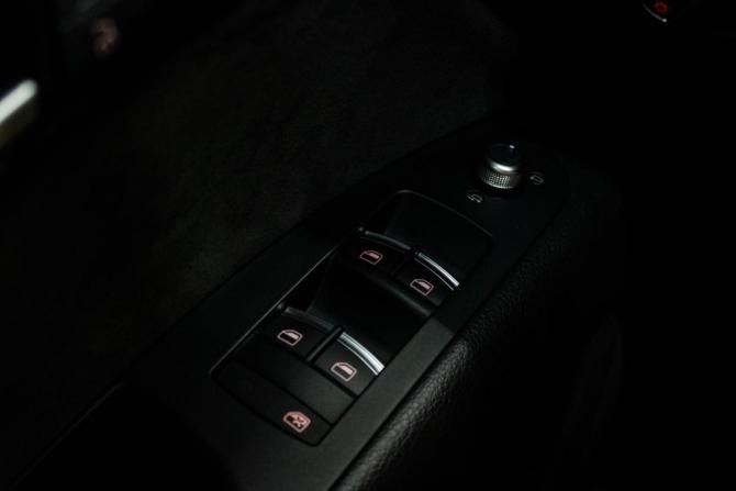 Audi Q7 I (4L) Рестайлинг с пробегом 2014 года, цена 2 199 000 рублей, 226684 км, внедорожник, Автокод Объявления