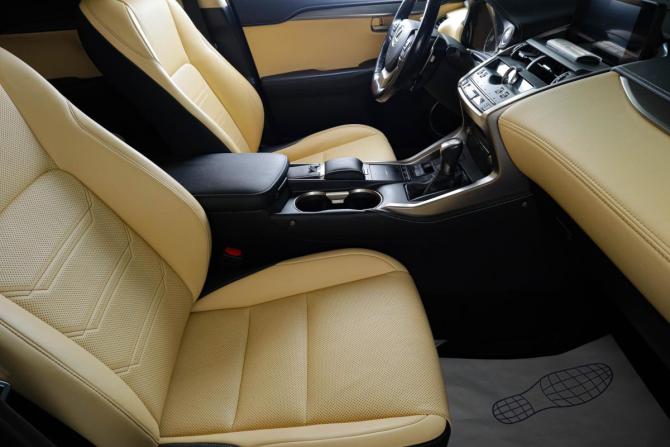Lexus NX I Рестайлинг с пробегом 2019 года, цена 4 049 000 рублей, 94100 км, внедорожник, Автокод Объявления