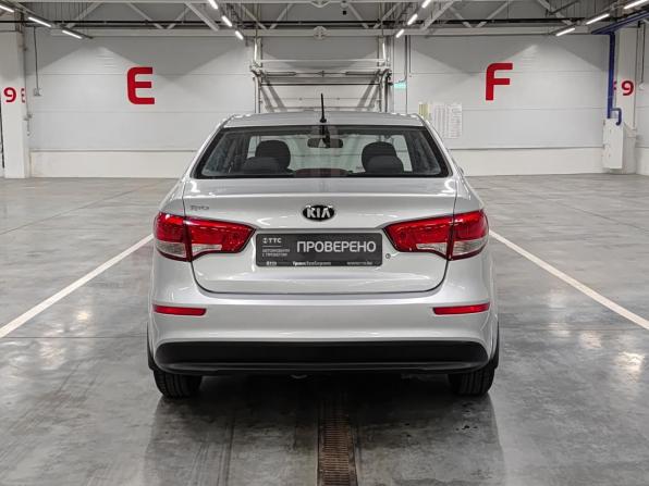 Kia Rio III Рестайлинг с пробегом 2016 года, цена 990 000 рублей, 92789 км, седан, Автокод Объявления