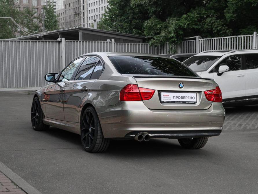 BMW 3 серии V (E90/E91/E92/E93) Рестайлинг Москва  - изображение 6