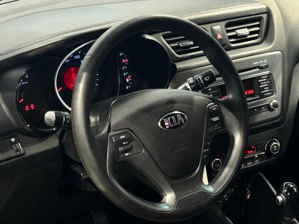 Kia Rio III Рестайлинг с пробегом 2017 года, цена 1 163 000 рублей, 141386 км, седан, Автокод Объявления
