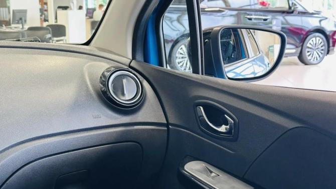 Renault Kaptur I с пробегом 2018 года, цена 1 625 000 рублей, 72000 км, внедорожник, Автокод Объявления