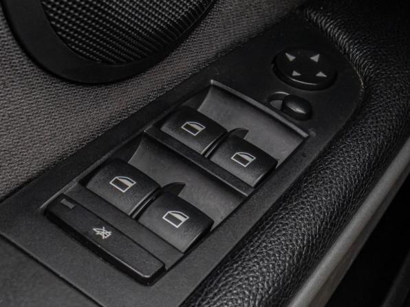 BMW 3 серии V (E90/E91/E92/E93) Рестайлинг с пробегом 2010 года, цена 1 129 000 рублей, 227112 км, седан, Автокод Объявления