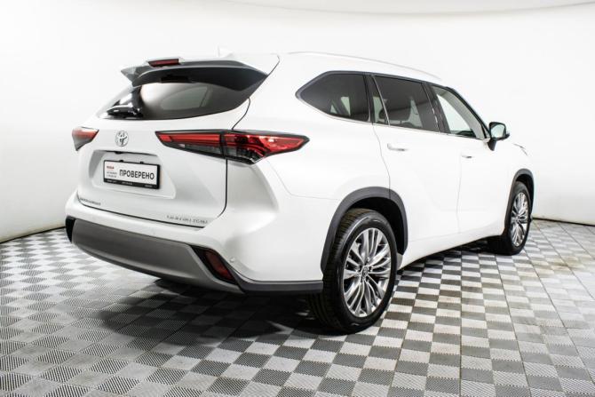Toyota Highlander IV (XU70) с пробегом 2025 года, цена 5 235 000 рублей, 5000 км, внедорожник, Автокод Объявления