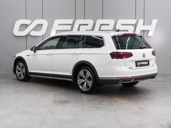 Volkswagen Passat B8 Рестайлинг с пробегом 2020 года, цена 3 234 000 рублей, 158085 км, универсал, Автокод Объявления