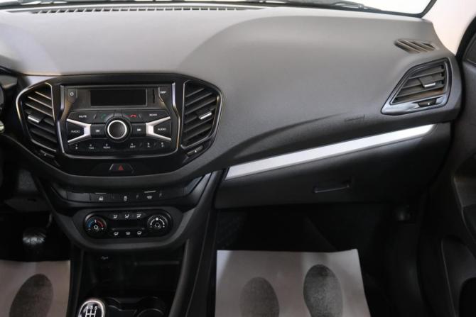 Lada (ВАЗ) Vesta I с пробегом 2019 года, цена 1 189 000 рублей, 136000 км, седан, Автокод Объявления