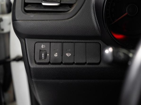 Kia Rio III Рестайлинг с пробегом 2015 года, цена 825 000 рублей, 151325 км, хэтчбек, Автокод Объявления
