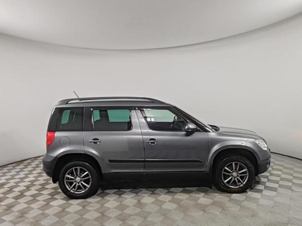 Skoda Yeti I с пробегом 2013 года, цена 1 000 000 рублей, 140013 км, внедорожник, Автокод Объявления