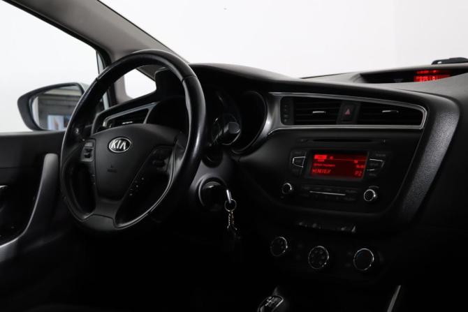 Kia Ceed II Рестайлинг с пробегом 2016 года, цена 1 189 990 рублей, 123124 км, хэтчбек, Автокод Объявления