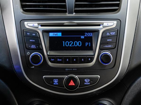 Hyundai Solaris I Рестайлинг с пробегом 2015 года, цена 788 000 рублей, 134378 км, седан, Автокод Объявления