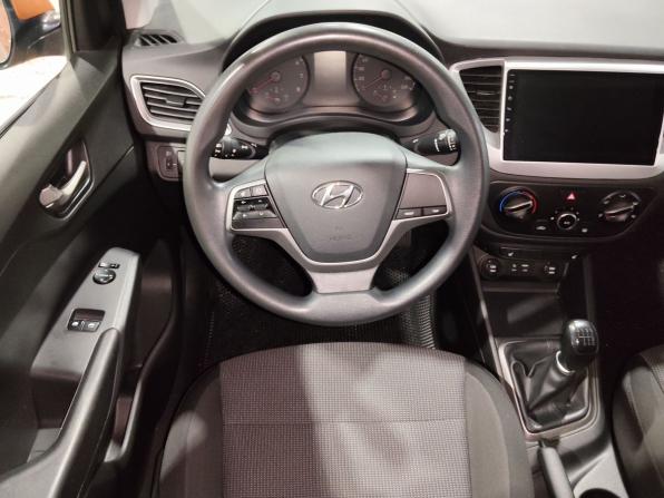 Hyundai Solaris I Рестайлинг с пробегом 2017 года, цена 1 024 000 рублей, 91193 км, седан, Автокод Объявления