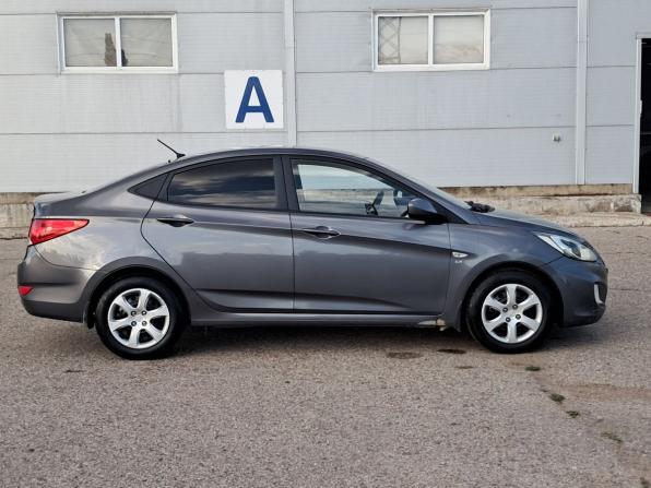 Hyundai Solaris I с пробегом 2012 года, цена 780 000 рублей, 180001 км, седан, Автокод Объявления