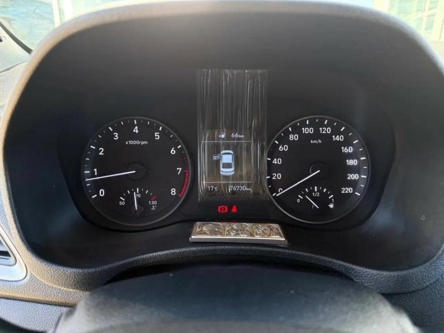 Hyundai Solaris II Оренбург  - изображение 10