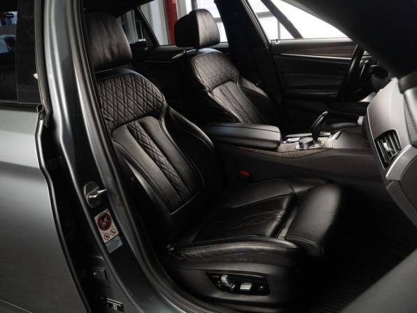 BMW 5 серии VII (G30/G31/G38) с пробегом 2017 года, цена 2 849 000 рублей, 198793 км, седан, Автокод Объявления