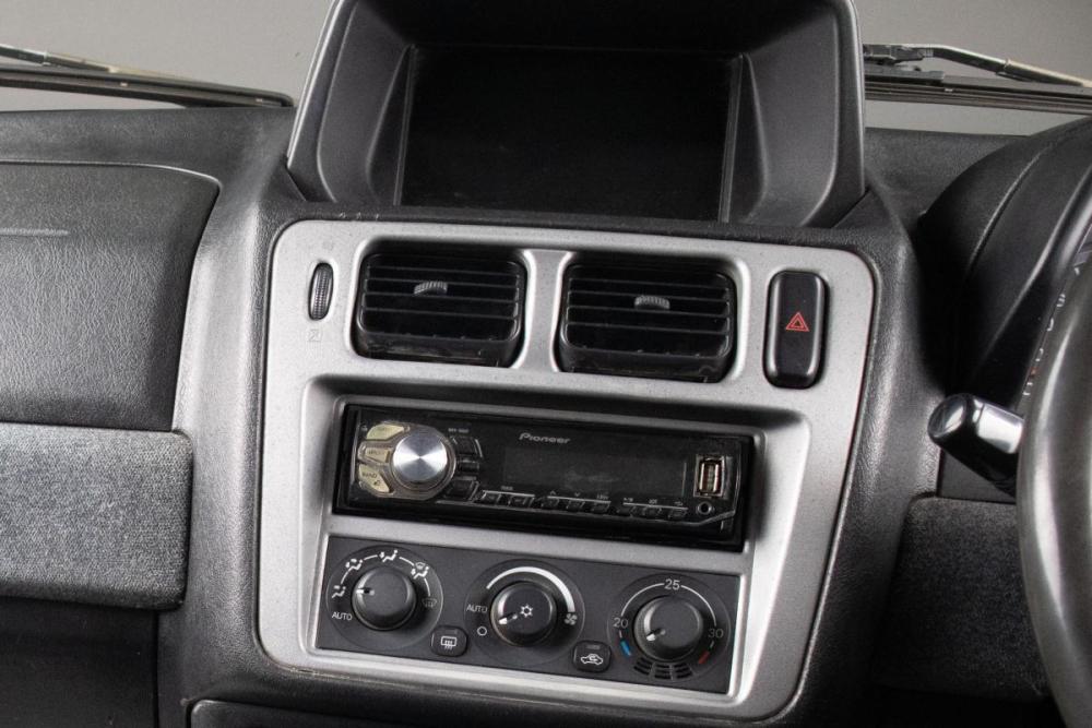 Mitsubishi Pajero iO Оренбург  - изображение 10