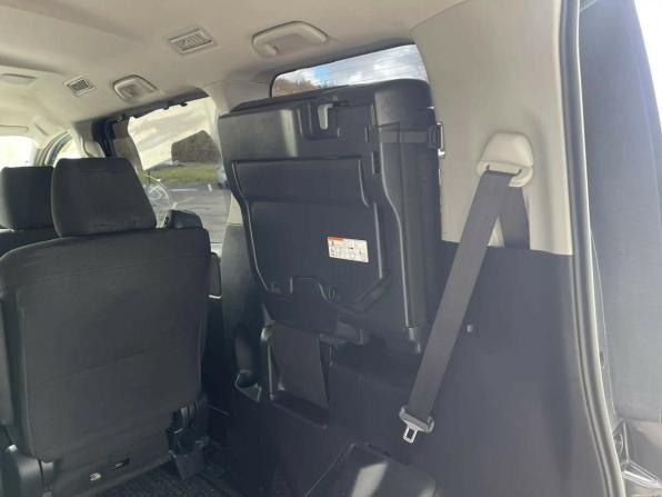 Toyota Voxy III (R80) с пробегом 2015 года, цена 1 785 000 рублей, 152470 км, минивэн, Автокод Объявления
