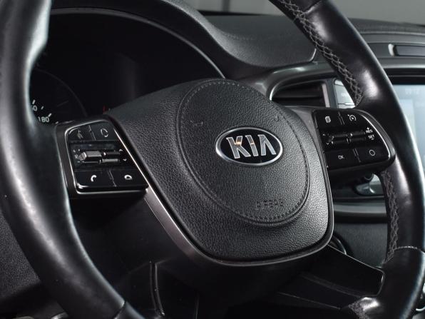 Kia Sorento III Prime Рестайлинг с пробегом 2018 года, цена 2 589 995 рублей, 171944 км, внедорожник, Автокод Объявления