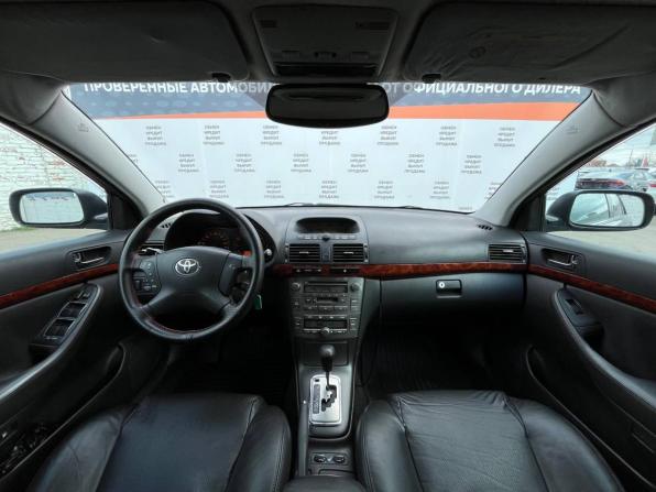 Toyota Avensis II с пробегом 2005 года, цена 675 000 рублей, 209550 км, седан, Автокод Объявления