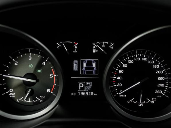 Toyota Land Cruiser 200 Series Рестайлинг 1 с пробегом 2012 года, цена 3 490 000 рублей, 196928 км, внедорожник, Автокод Объявления