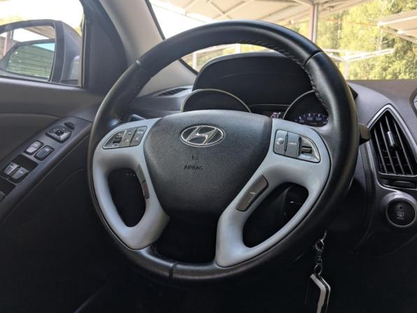 Hyundai ix35 I Рестайлинг с пробегом 2014 года, цена 1 485 000 рублей, 190000 км, внедорожник, Автокод Объявления