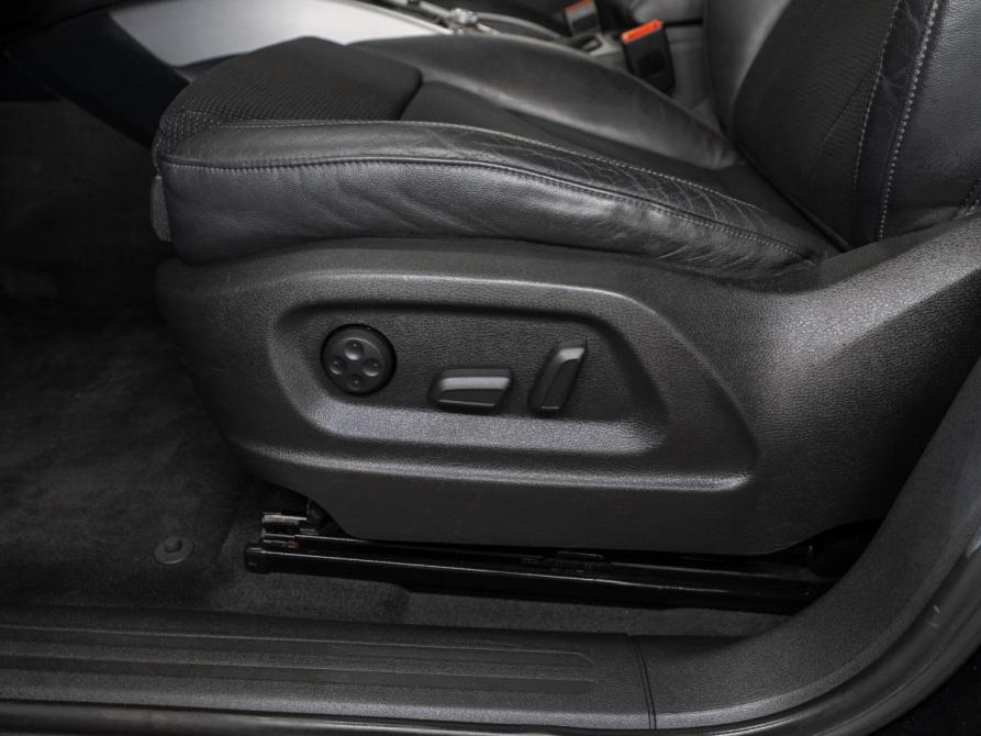 Audi Q5 I (8R) Москва  - изображение 16